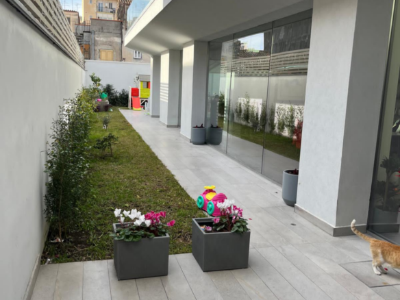 Villa indipendente Catania via Cavaliere Piazza Corsica